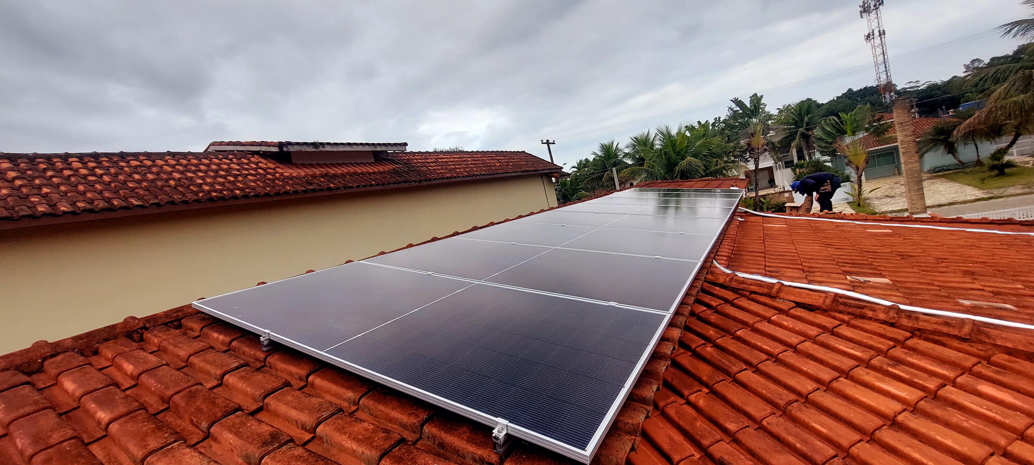 Bertioga 08 módulos 550W.jpeg