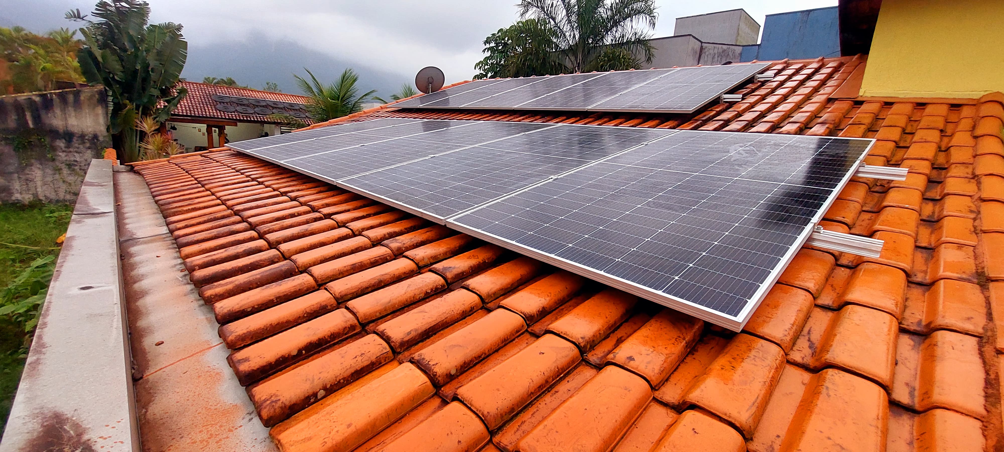 Bertioga Alexandre 10 módulos 550W.jpeg